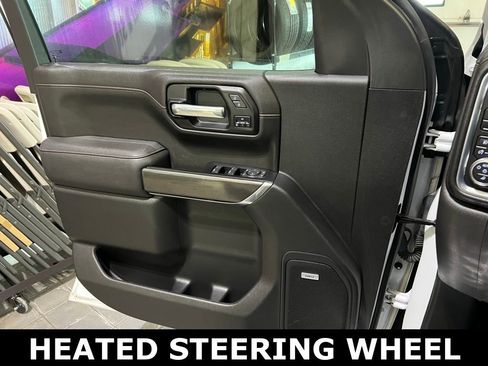 Used 2022 GMC Sierra 1500 AT4 w/ AT4 Premium Package AWD/4WD image 17