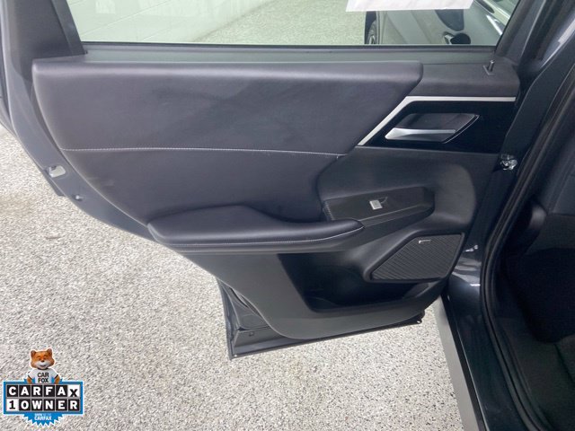 Used 2025 Mitsubishi Outlander SE FWD image 17