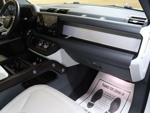 Used 2023 Land Rover Defender 130 First Edition AWD/4WD image 76