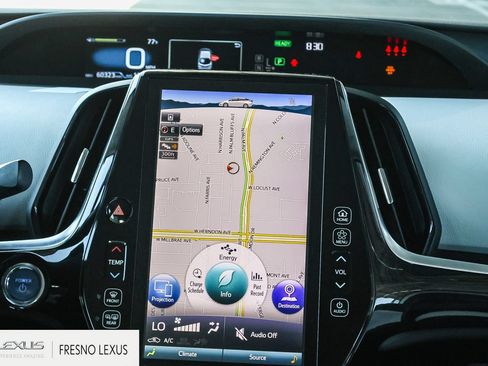 Used 2020 Toyota Prius Prime XLE FWD image 17