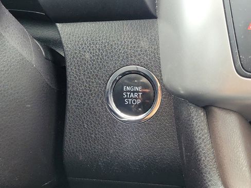 Used 2016 Toyota Highlander Limited AWD/4WD image 26