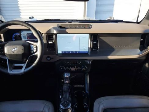 Used 2024 Ford Bronco Wildtrak AWD/4WD image 12