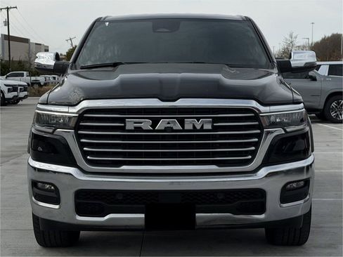 Used 2025 RAM 1500 Laramie image 8
