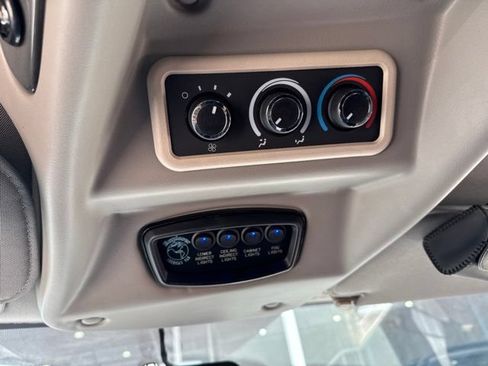 Used 2023 Chevrolet Express 2500 Extended RWD image 21