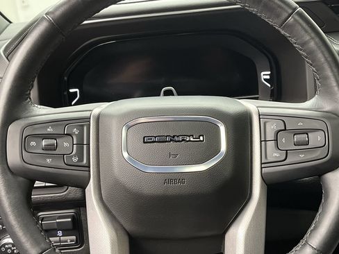 Certified 2024 GMC Yukon XL Denali w/ Advanced Technology Package AWD/4WD image 18