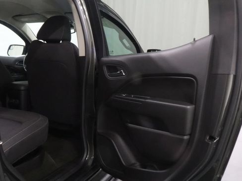 Used 2018 Chevrolet Colorado LT w/ LT Convenience Package AWD/4WD image 13