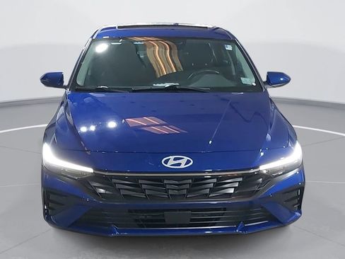 Certified 2024 Hyundai Elantra SEL w/ Convenience Package FWD image 2