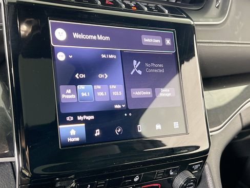 Used 2023 Jeep Grand Cherokee Altitude image 14