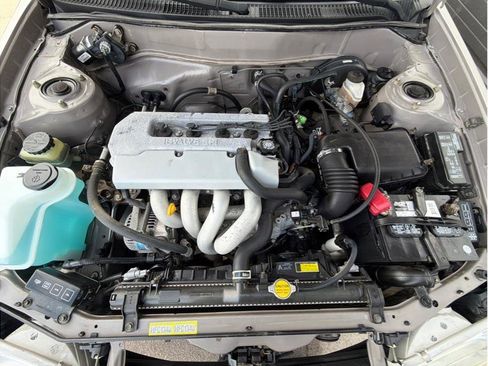 Used 1999 Toyota Corolla CE FWD image 22
