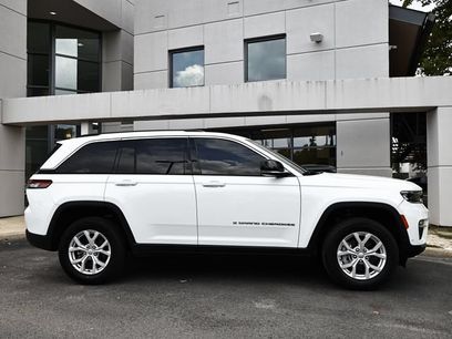 Used 2023 Jeep Grand Cherokee Limited w/ Luxury Tech Group II