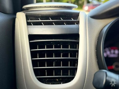Used 2016 Kia Soul FWD image 17