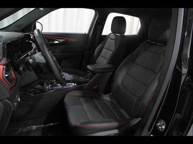 Used 2024 Chevrolet TrailBlazer RS w/ Driver Confidence Package AWD/4WD image 5