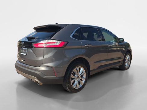 Used 2023 Ford Edge Titanium AWD/4WD image 3