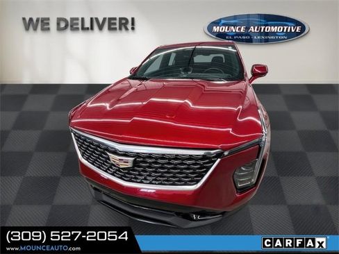 Used 2024 Cadillac XT4 Premium Luxury image 3