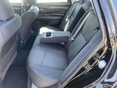 Used 2018 Nissan Altima 2.5 S w/ S Convenience Package FWD image 8