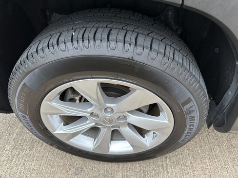 Used 2016 Lexus RX 450h AWD image 40