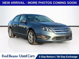 Used 2012 Ford Fusion SE video 3