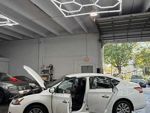 Used 2014 Nissan Sentra S FWD image 14