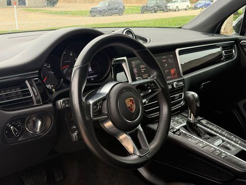 Used 2019 Porsche Macan AWD/4WD image 6
