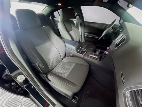 Used 2023 Dodge Charger SXT image 28