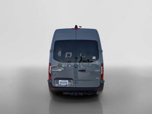 Used 2026 Mercedes-Benz Sprinter 2500 image 4
