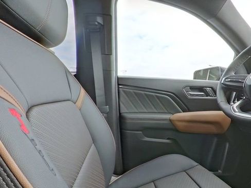 New 2026 GMC Canyon AT4 w/ Technology Plus Package image 29