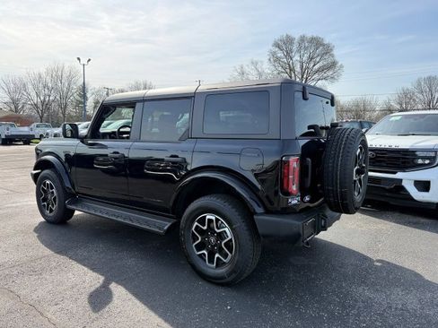 New 2026 Ford Bronco Outer Banks AWD/4WD image 5