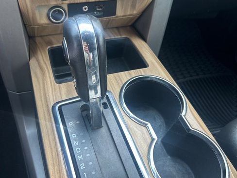 Used 2011 Ford F150 Lariat w/ Max Trailer Tow Pkg image 13