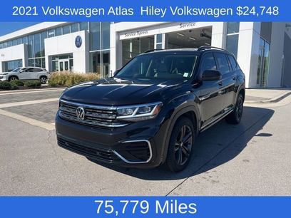 Used 2021 Volkswagen Atlas SE w/ Panoramic Sunroof Package