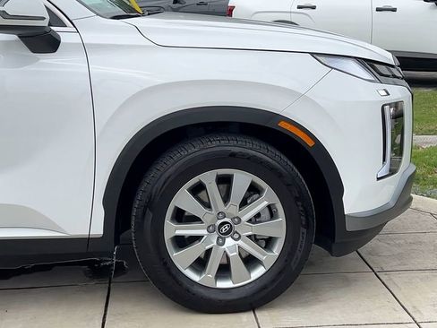 Used 2025 Hyundai Palisade SE image 13
