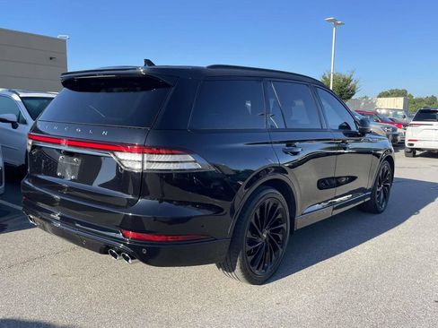 Used 2022 Lincoln Aviator Reserve w/ Equipment Group 201A AWD/4WD image 4