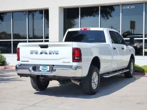 Used 2025 RAM 2500 Big Horn AWD/4WD image 7