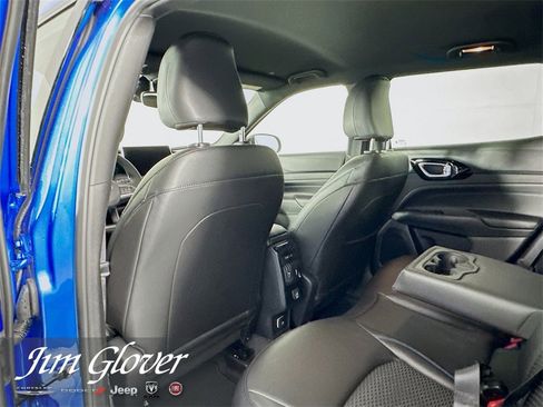 New 2026 Jeep Compass Latitude image 14