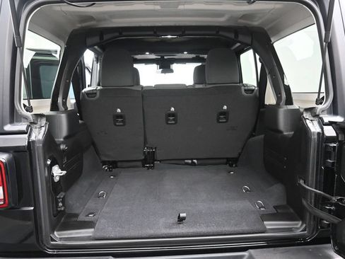 Used 2025 Jeep Wrangler Unlimited Sport AWD/4WD image 12