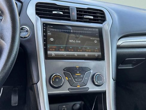 Used 2019 Ford Fusion S FWD image 33