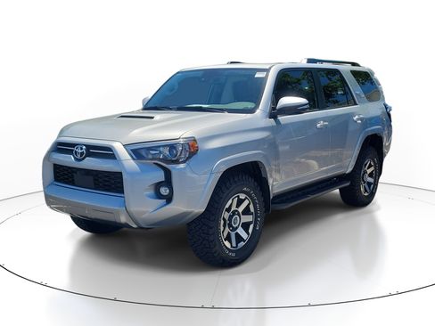 Used 2023 Toyota 4Runner TRD Off-Road Premium w/ Off Road Premium Plus Package AWD/4WD image 3
