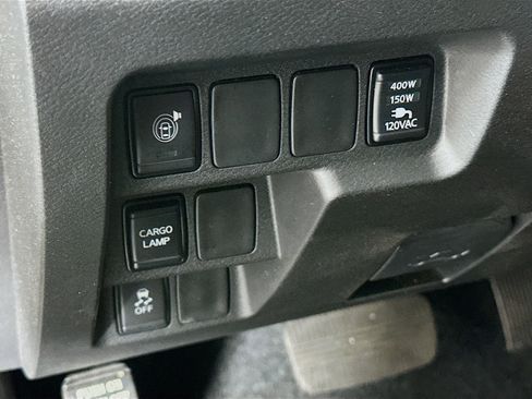 Used 2024 Nissan Frontier Pro-X w/ Pro Convenience Package image 17