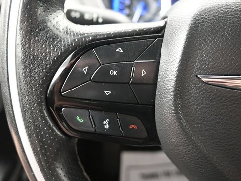 Used 2021 Chrysler Pacifica Limited w/ S Appearance Package AWD/4WD image 26
