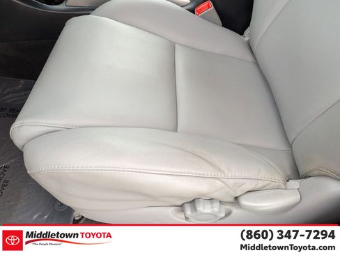 Used 2015 Toyota Tacoma 4x4 Double Cab w/ Limited Package image 15