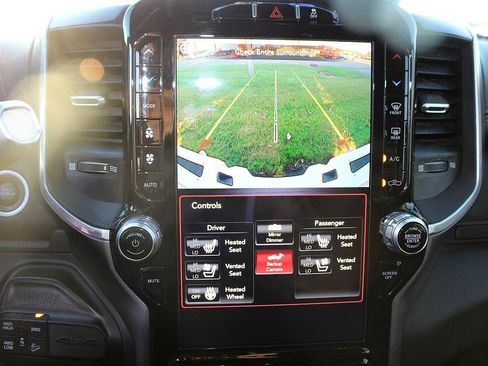 Used 2021 RAM 2500 Laramie w/ Night Edition image 27