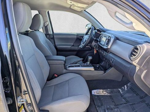 Used 2016 Toyota Tacoma SR5 image 19