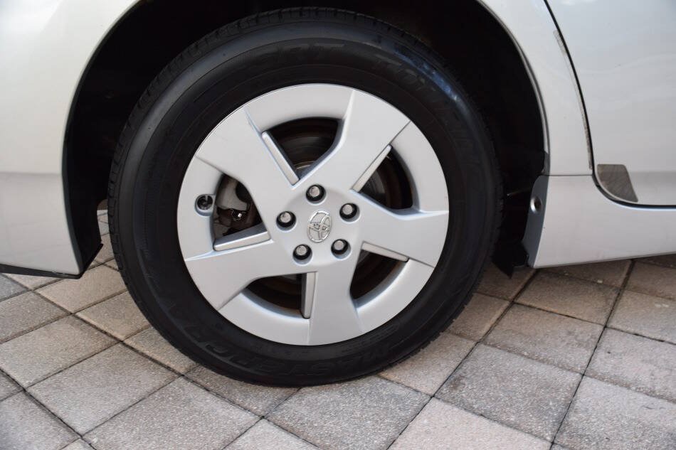 Used 2010 Toyota Prius Two w/ Preferred Accessory Pkg FWD image 84
