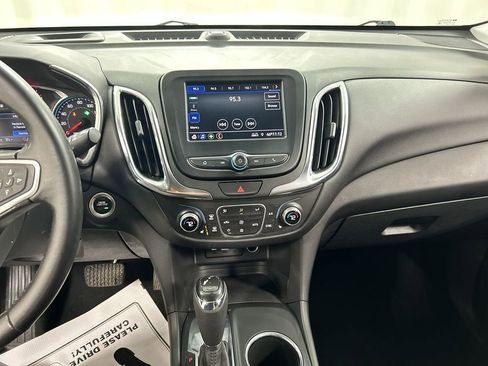 Used 2020 Chevrolet Equinox LT AWD/4WD image 18