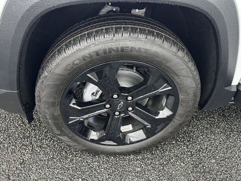 New 2026 Chevrolet Equinox LT w/ Convenience Package II image 32