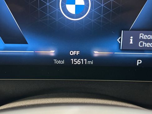 Certified 2025 BMW 760i xDrive AWD/4WD image 24