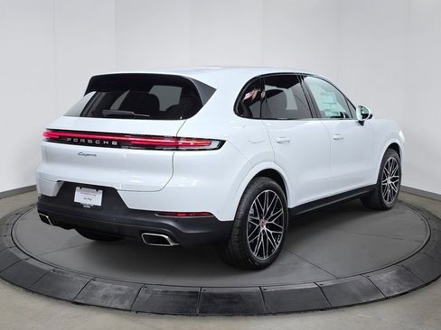 New 2026 Porsche Cayenne image 7