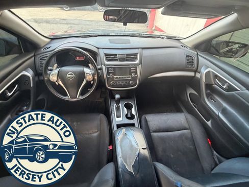 Used 2016 Nissan Altima 2.5 SR FWD image 3