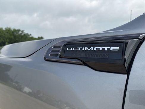 Used 2025 GMC Sierra 2500 Denali Ultimate w/ Max Trailering Package AWD/4WD image 11