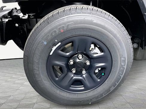 New 2026 Jeep Gladiator Sport image 13