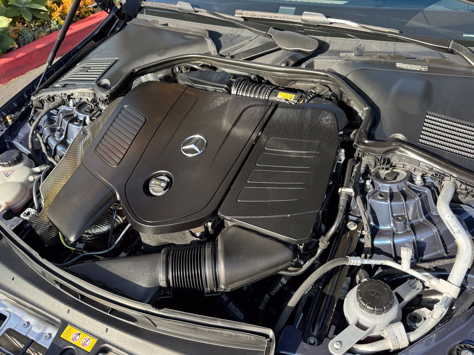 Used 2025 Mercedes-Benz C 300 Sedan image 6
